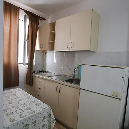 Hyseni Gæstehus Durrës