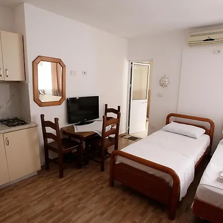 게스트하우스 Hyseni *