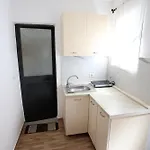 Hyseni Гостевой дом *